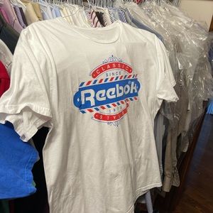 Vintage Reebok size XL US t shirt